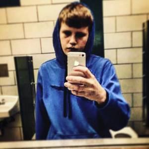 Meet your Posher, Logan